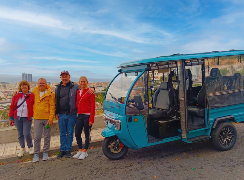 Toke Tuk - Santa Cruz de Tenerife